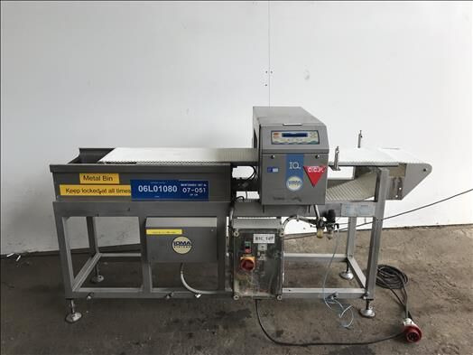 Machine agroalimentaire Loma IQ Retracting band metal detector: photos 1