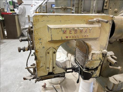 Medway 150 Sack stitcher machine - Machine d'emballage et de conditionnement: photos 3 Medway 150 Sack stitcher machine - Machine d'emballage et de conditionnement: photos 3