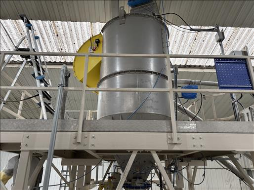 NNP 1000Kg Bulk hopper - Machine agroalimentaire: photos 1 NNP 1000Kg Bulk hopper - Machine agroalimentaire: photos 1