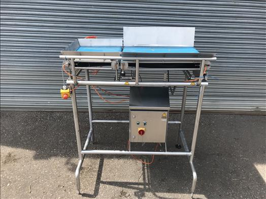 NNP stainless conveyor - Convoyeur: photos 1 NNP stainless conveyor - Convoyeur: photos 1