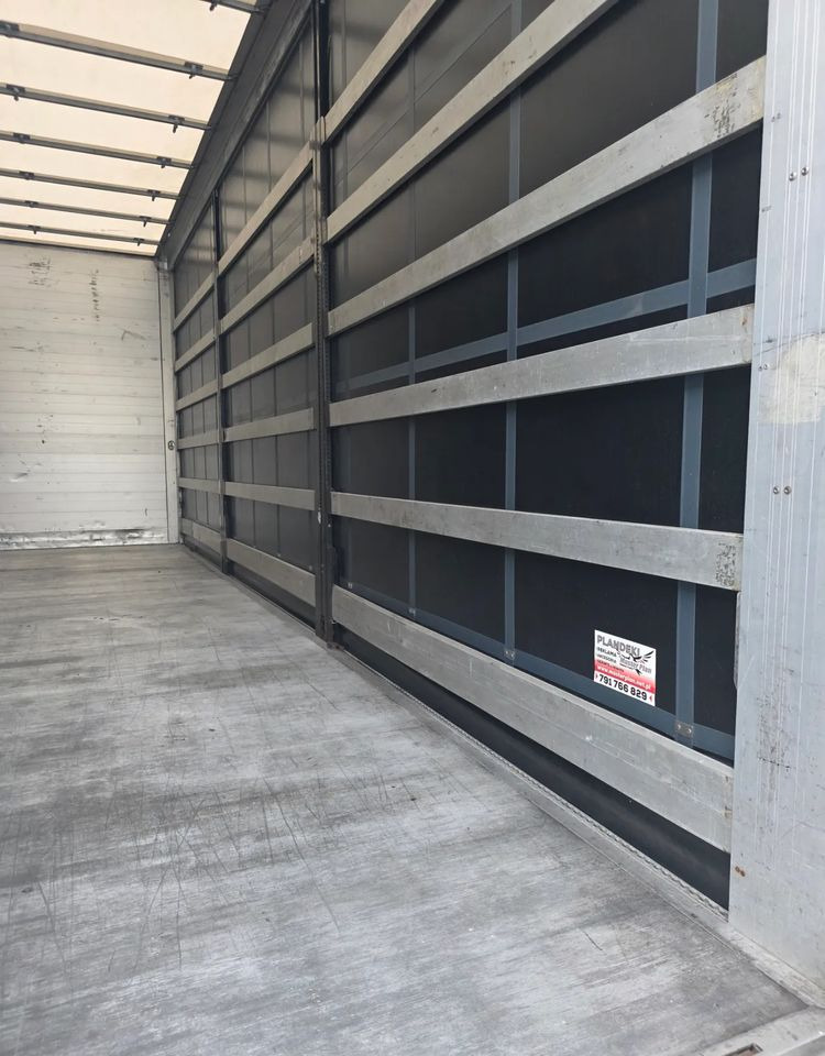 Iveco EUROCARGO 160E28 19 PAL. / FIRANKA / MANUAL / - Camion à rideaux coulissants: photos 5 Iveco EUROCARGO 160E28 19 PAL. / FIRANKA / MANUAL / - Camion à rideaux coulissants: photos 5