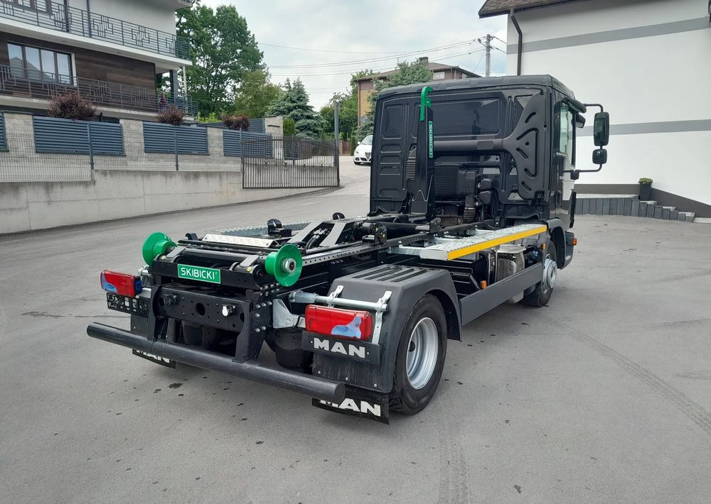 Crédit-bail de  MAN TGL 12.250 nowe urządzenie hakowe SKIBICKI HKS 8/3300  ATEGO / TGM MAN TGL 12.250 nowe urządzenie hakowe SKIBICKI HKS 8/3300  ATEGO / TGM: photos 10