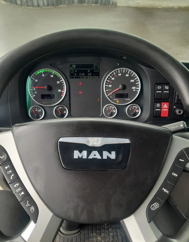 MAN TGM 12.290 - Camion ampliroll: photos 2 MAN TGM 12.290 - Camion ampliroll: photos 2