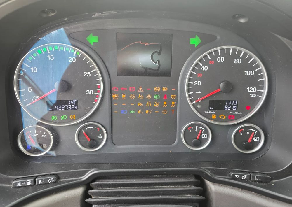 MAN TGM 15.250 /18.250 /FIRANKA / RAMA DO ZABUDOWY / WYWROTKA / HAKOWIEC / MANUALNA - Camion à rideaux coulissants: photos 5 MAN TGM 15.250 /18.250 /FIRANKA / RAMA DO ZABUDOWY / WYWROTKA / HAKOWIEC / MANUALNA - Camion à rideaux coulissants: photos 5