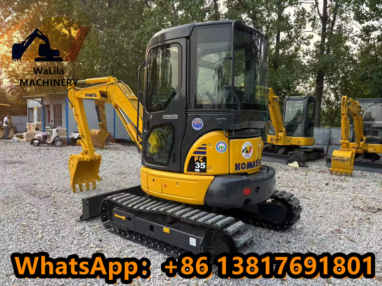 KOMATSU PC35 - Mini pelle: photos 3 KOMATSU PC35 - Mini pelle: photos 3