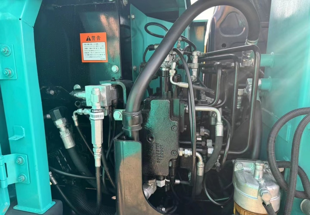 Kobelco SK 75 KOBELCO SK75-8 - Mini pelle: photos 4 Kobelco SK 75 KOBELCO SK75-8 - Mini pelle: photos 4