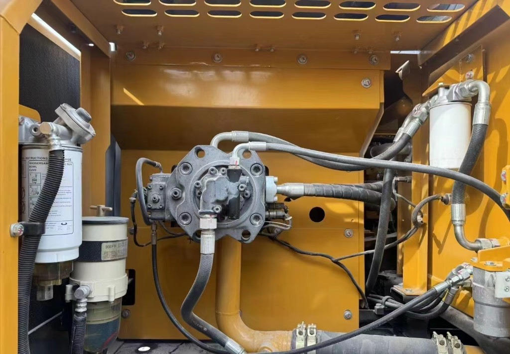 Sany SY 245 Sany245 Sany215 135 245 265 305 335 365 - Pelle sur chenille: photos 5 Sany SY 245 Sany245 Sany215 135 245 265 305 335 365 - Pelle sur chenille: photos 5