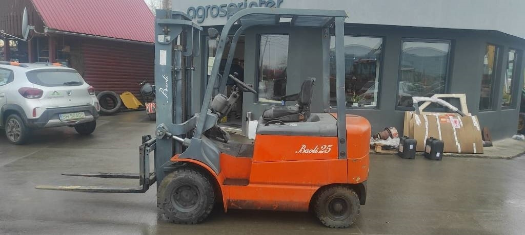 Baoli CPD 25 - Chariot élévateur électrique: photos 2 Baoli CPD 25 - Chariot élévateur électrique: photos 2