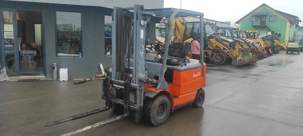 Baoli CPD 25 - Chariot élévateur électrique: photos 1 Baoli CPD 25 - Chariot élévateur électrique: photos 1