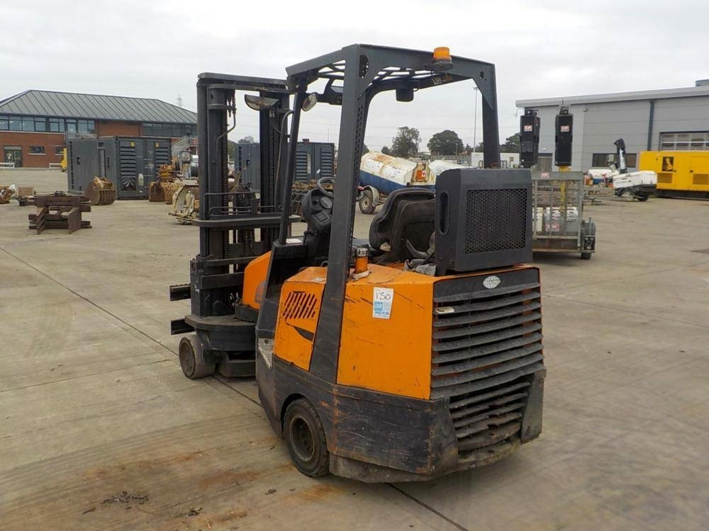 Bendi 20S Aisle Master - Chariot élévateur à gaz: photos 2 Bendi 20S Aisle Master - Chariot élévateur à gaz: photos 2