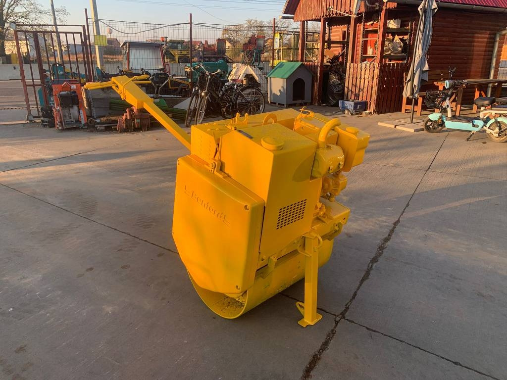 Benford MBR 71L - Compacteur à pieds de mouton/ Monocylindre: photos 1 Benford MBR 71L - Compacteur à pieds de mouton/ Monocylindre: photos 1