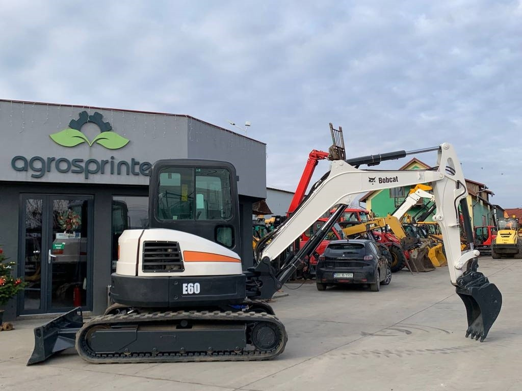 Mini pelle Bobcat E 60: photos 6 Mini pelle Bobcat E 60: photos 6