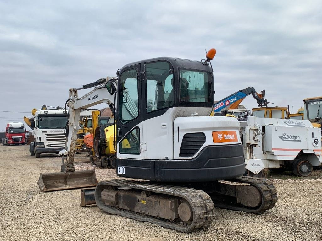 Bobcat E 60 - Mini pelle: photos 3 Bobcat E 60 - Mini pelle: photos 3