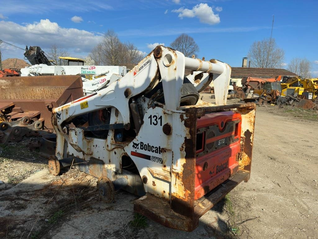 Bobcat S 770 FOR PARTS - Mini chargeuse: photos 4 Bobcat S 770 FOR PARTS - Mini chargeuse: photos 4