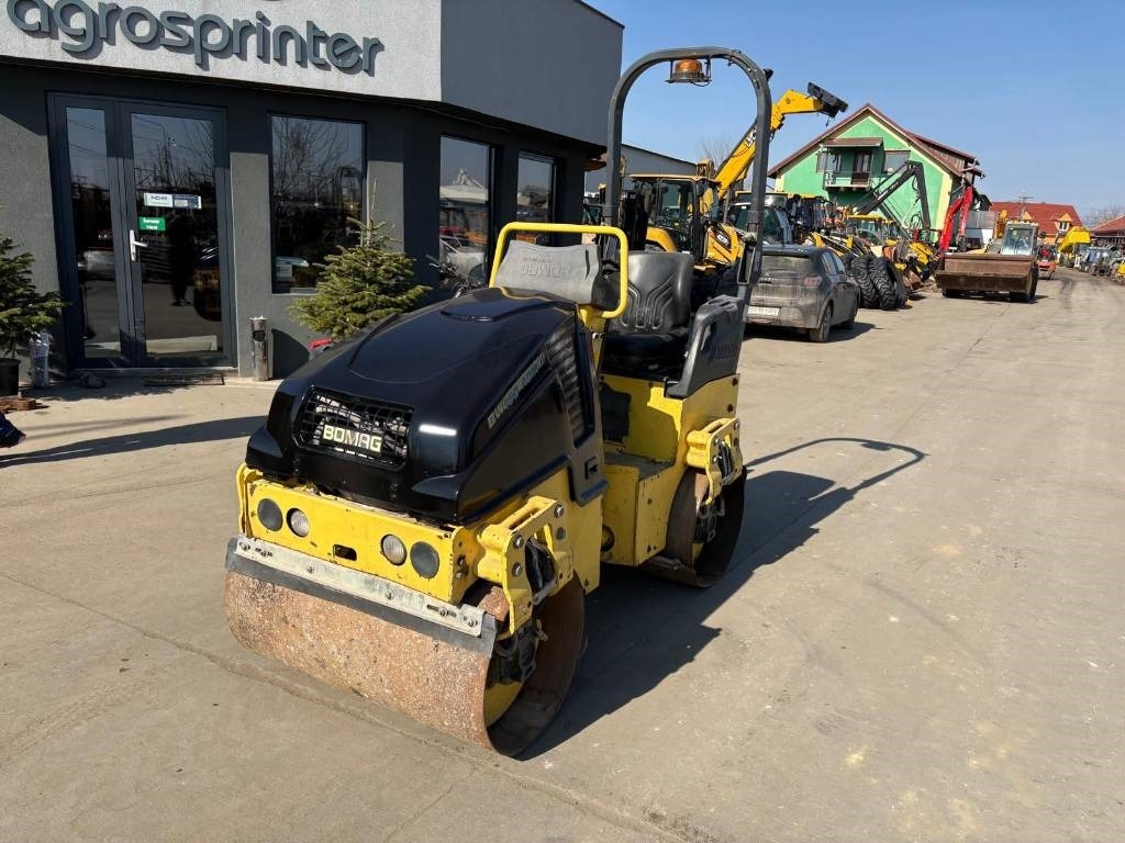 Bomag BW 100 AD-5 - Rouleau compresseur: photos 1 Bomag BW 100 AD-5 - Rouleau compresseur: photos 1
