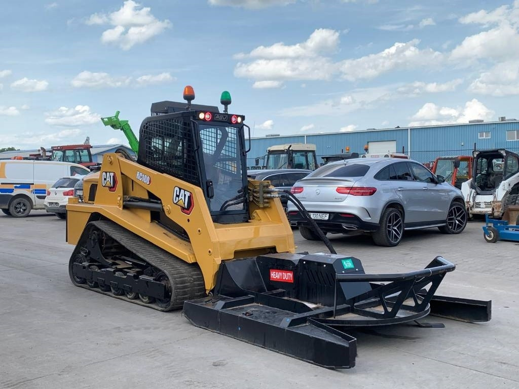 CAT ASV RC100 - Mini chargeuse: photos 2 CAT ASV RC100 - Mini chargeuse: photos 2