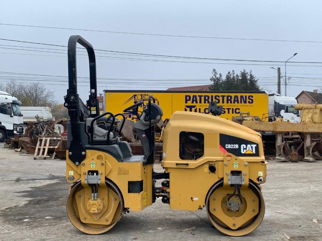 CAT CB 22B - Rouleau compresseur: photos 5 CAT CB 22B - Rouleau compresseur: photos 5