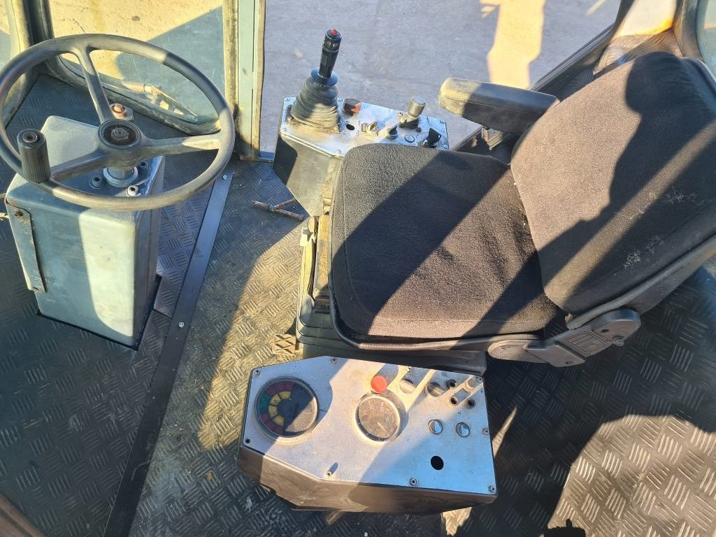 Compactor MV 618 DT - Compacteur à pieds de mouton/ Monocylindre: photos 5 Compactor MV 618 DT - Compacteur à pieds de mouton/ Monocylindre: photos 5