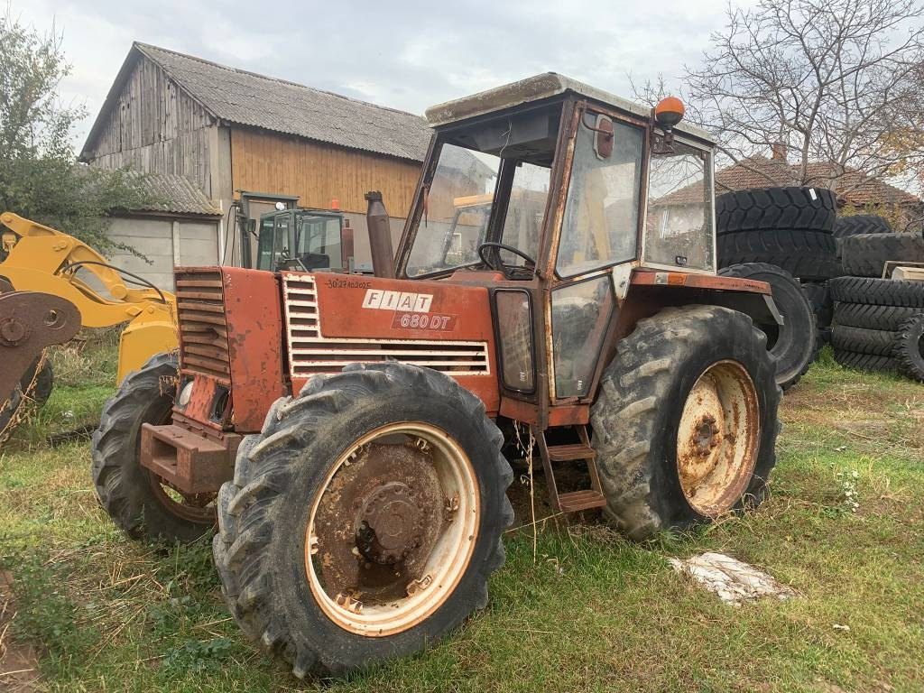 Fiat 680 DT - Tracteur agricole: photos 1 Fiat 680 DT - Tracteur agricole: photos 1