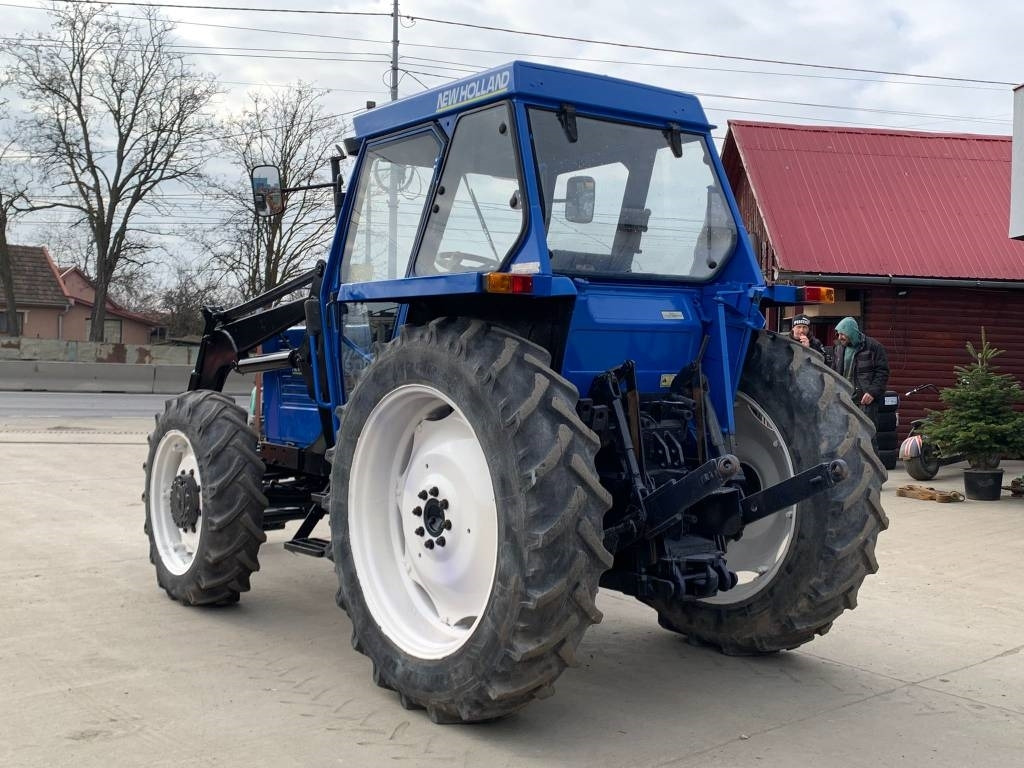 Fiat New Holland 70-90DT - Tracteur agricole: photos 4 Fiat New Holland 70-90DT - Tracteur agricole: photos 4