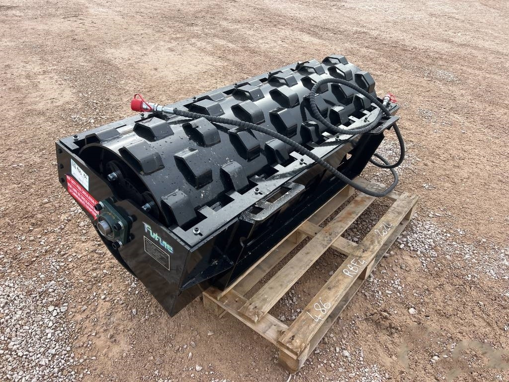 Future FT-CW59 Skid Steer Compactor Wheels - Compacteur: photos 3 Future FT-CW59 Skid Steer Compactor Wheels - Compacteur: photos 3