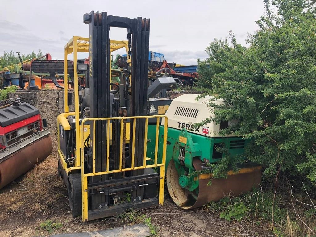 Hyster E 2.50 XM - Chariot élévateur électrique: photos 2 Hyster E 2.50 XM - Chariot élévateur électrique: photos 2
