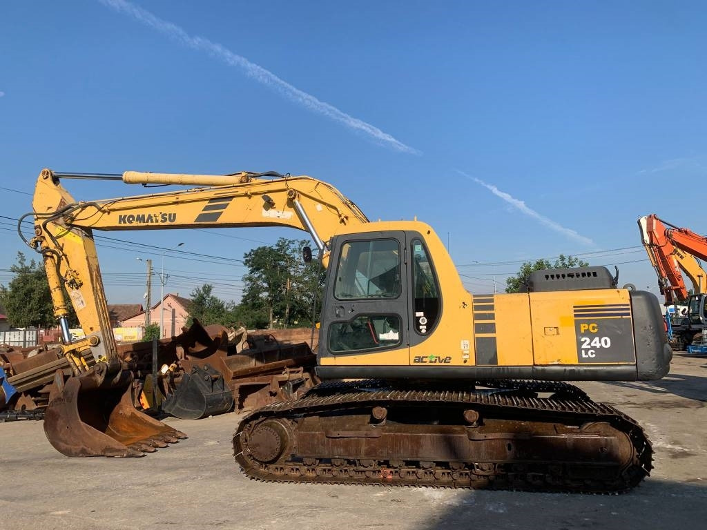 Komatsu PC 240 NLC-6K - Pelle sur chenille: photos 2 Komatsu PC 240 NLC-6K - Pelle sur chenille: photos 2