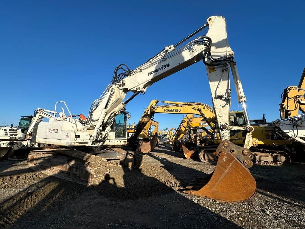 Komatsu PC 240 NLC-8 - Pelle sur chenille: photos 5 Komatsu PC 240 NLC-8 - Pelle sur chenille: photos 5