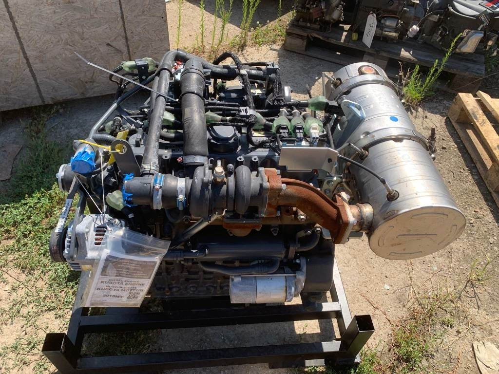 Kubota V 2403 NEW ENGINE  - Moteur pour Engins de chantier: photos 3 Kubota V 2403 NEW ENGINE  - Moteur pour Engins de chantier: photos 3