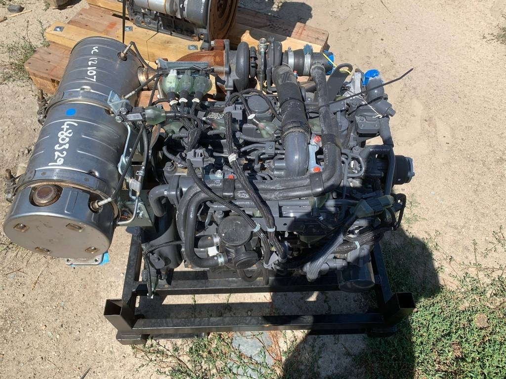 Kubota V 2403 NEW ENGINE  - Moteur pour Engins de chantier: photos 1 Kubota V 2403 NEW ENGINE  - Moteur pour Engins de chantier: photos 1