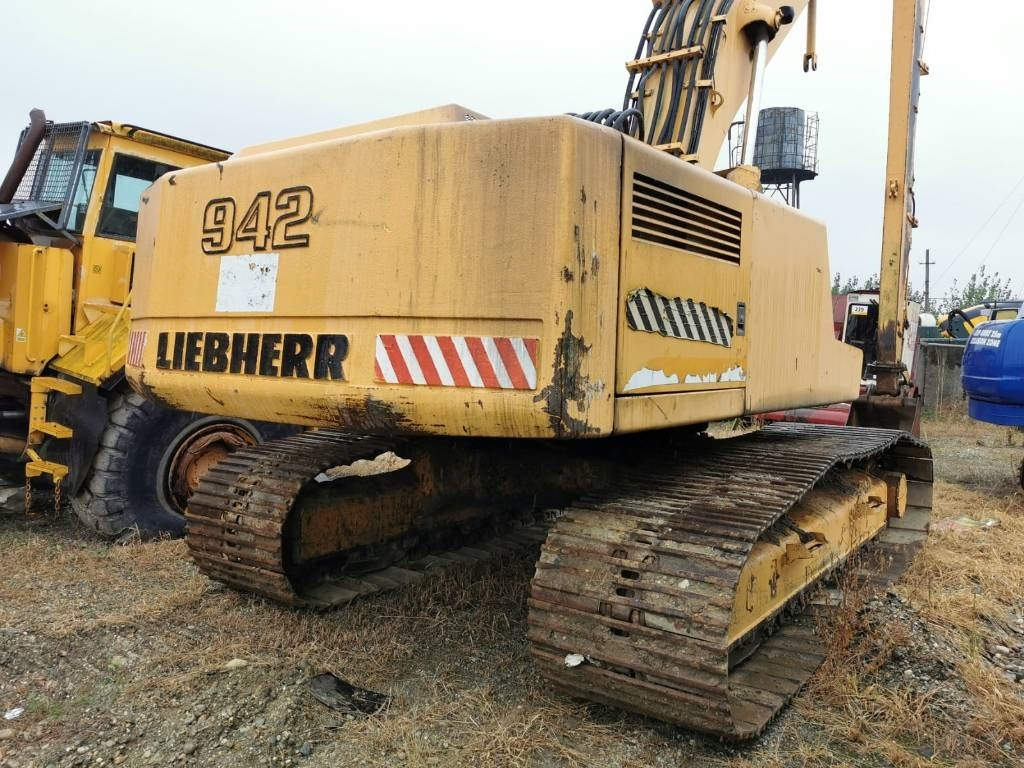 Liebherr R 942 Litronic - Pelle sur chenille: photos 5 Liebherr R 942 Litronic - Pelle sur chenille: photos 5