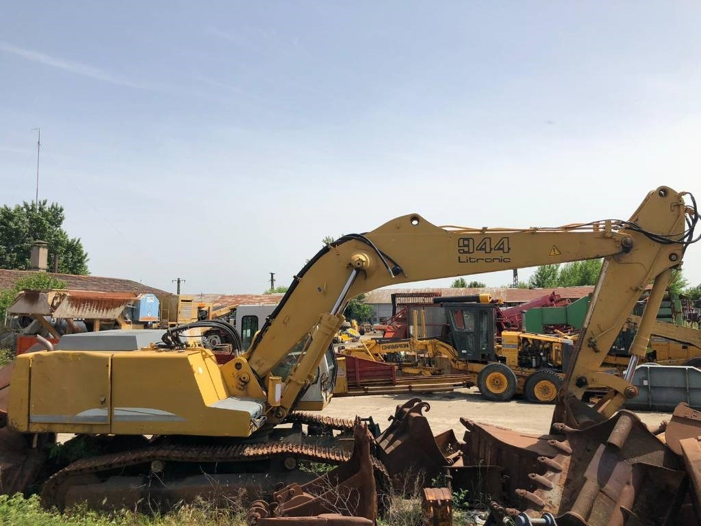 Liebherr R 944 HD S L Litronic FOR PARTS - Pelle sur chenille: photos 3 Liebherr R 944 HD S L Litronic FOR PARTS - Pelle sur chenille: photos 3
