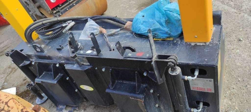 Meccanica Breganzese PL2000 - Lame pour Engins de chantier: photos 5 Meccanica Breganzese PL2000 - Lame pour Engins de chantier: photos 5