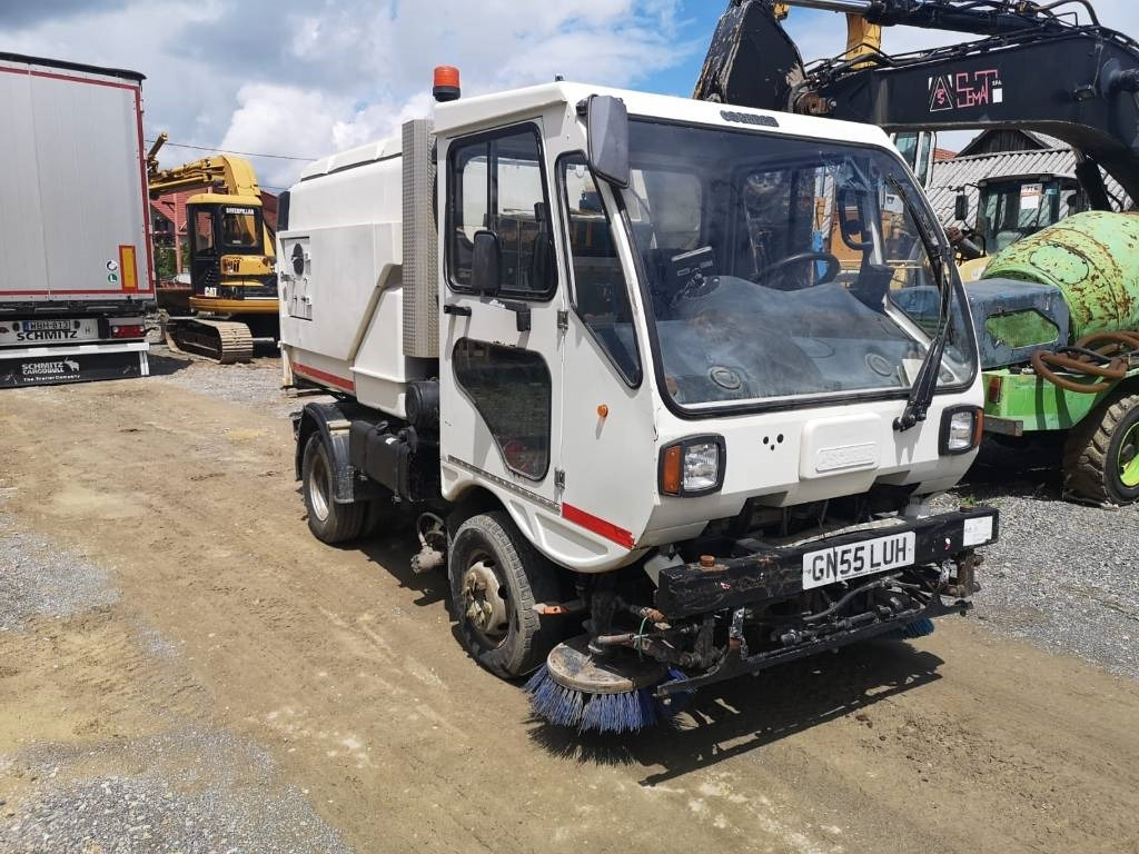 Scarab Minor VM - Balayeuse de voirie: photos 1 Scarab Minor VM - Balayeuse de voirie: photos 1