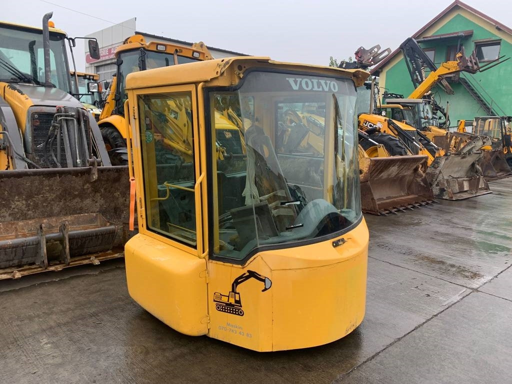 Volvo L 50 E - L100 Cabin - Cabine pour Engins de chantier: photos 1 Volvo L 50 E - L100 Cabin - Cabine pour Engins de chantier: photos 1