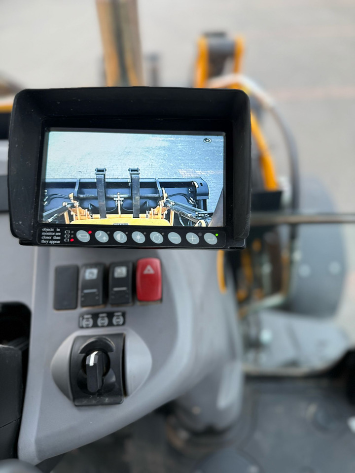 JCB 3CX - Tractopelle: photos 5 JCB 3CX - Tractopelle: photos 5
