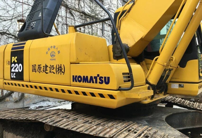 Komatsu PC220-7 - Mini pelle: photos 4 Komatsu PC220-7 - Mini pelle: photos 4