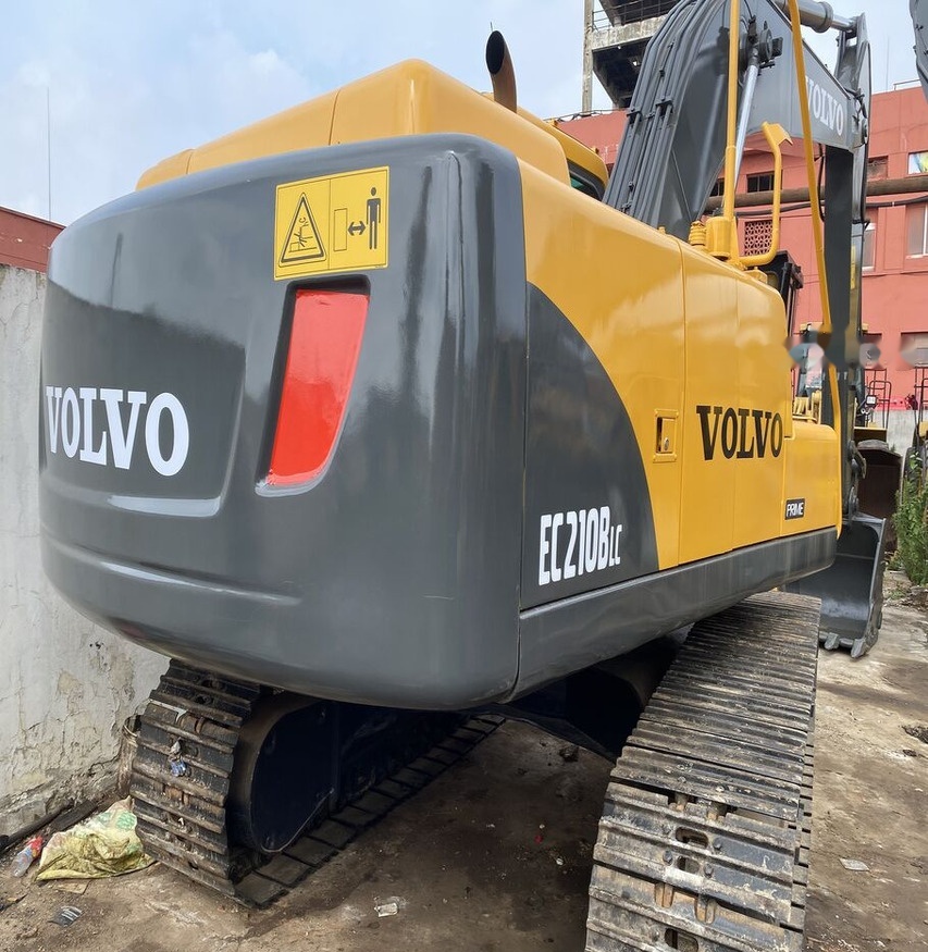 Volvo EC210BLC - Pelle sur chenille: photos 2 Volvo EC210BLC - Pelle sur chenille: photos 2