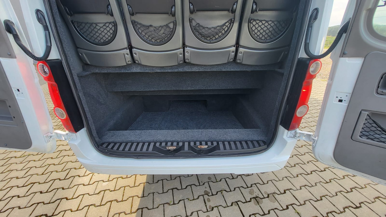 Bus interurbain Volkswagen Crafter 24 places: photos 6