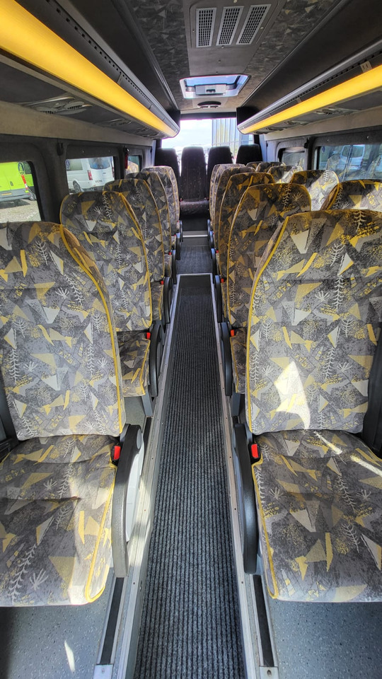 Bus interurbain Volkswagen Crafter 24 places: photos 7