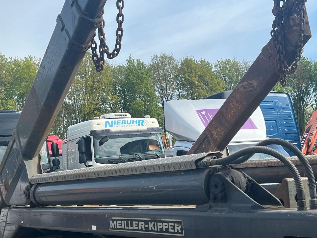 Aufbau Absetzkipper für 3 Achser Fahrgestell - Ampliroll/ Multibenne système: photos 3 Aufbau Absetzkipper für 3 Achser Fahrgestell - Ampliroll/ Multibenne système: photos 3