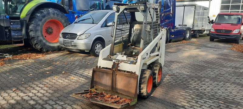 Bobcat 443 4x4 Radlader - Mini chargeuse: photos 2 Bobcat 443 4x4 Radlader - Mini chargeuse: photos 2
