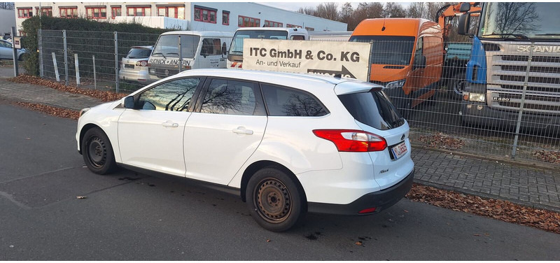 Ford Focus - Voiture: photos 4 Ford Focus - Voiture: photos 4