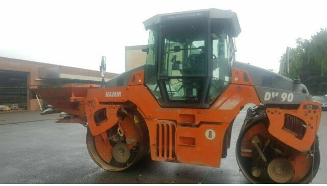 Hamm DV90 VO mit Streuer Klima German Maschine - Rouleau compresseur: photos 3 Hamm DV90 VO mit Streuer Klima German Maschine - Rouleau compresseur: photos 3