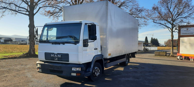 MAN L2000 - Camion fourgon: photos 1 MAN L2000 - Camion fourgon: photos 1