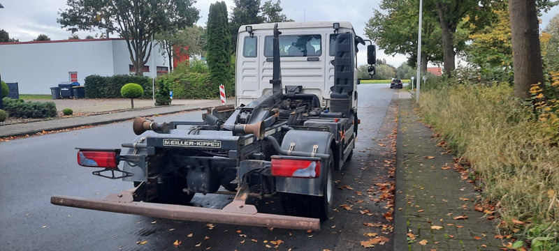 MAN TGL 8.220 Abrollkipper - Camion ampliroll: photos 5 MAN TGL 8.220 Abrollkipper - Camion ampliroll: photos 5