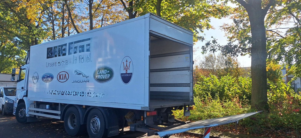 Mercedes-Benz 2540 Koffer mit LBW - Camion fourgon: photos 4 Mercedes-Benz 2540 Koffer mit LBW - Camion fourgon: photos 4