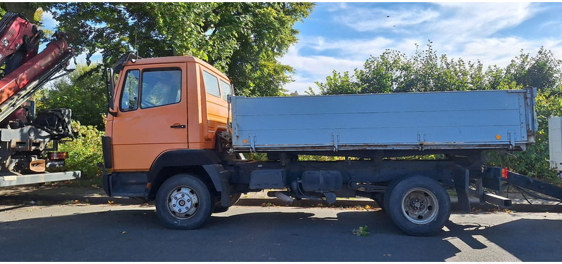 Mercedes-Benz - Camion benne: photos 1 Mercedes-Benz - Camion benne: photos 1