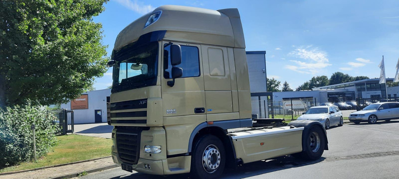 DAF 105-460 Super Spacs G.Haus/Hoch German - Tracteur routier: photos 1 DAF 105-460 Super Spacs G.Haus/Hoch German - Tracteur routier: photos 1