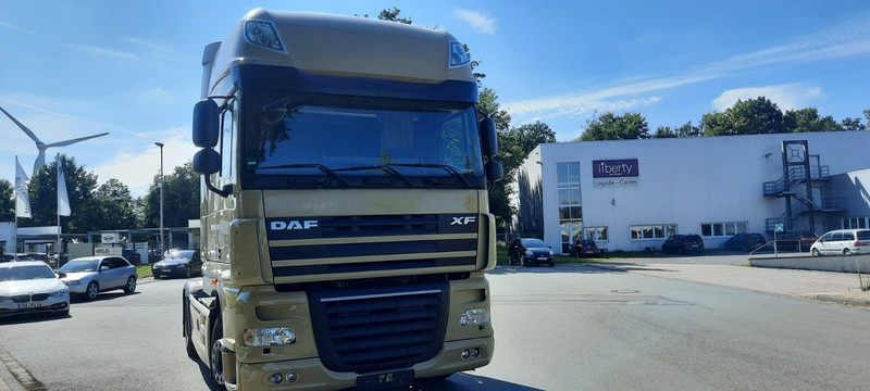 DAF 105-460 Super Spacs G.Haus/Hoch German - Tracteur routier: photos 2 DAF 105-460 Super Spacs G.Haus/Hoch German - Tracteur routier: photos 2